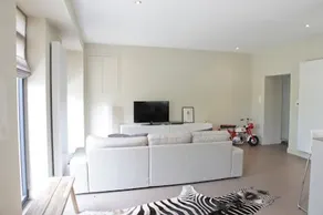 Full apartment sleeps 2 people - Image 3