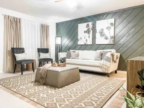 Serene, Private Two Bedroom Townhouse in East TLH - Image 3
