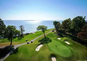 Walk to beach lovely condo”Kingsmill on the James” - Image 4