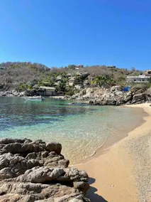 *Beachfront whith reef 1* - Image 2