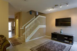 Speedway Blvd Townhouse - Image 3