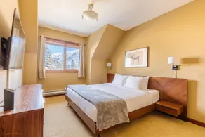 El Paraiso - Luxury Downtown Penthouse - Image 5