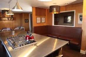 The Warehaus - Room for 16 people! - Image 4
