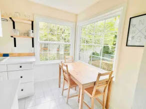 Seattle - Alki Beach Cottage, Near Park & Beach! - Image 2