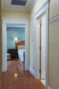 Private Guest House on family property - Image 2