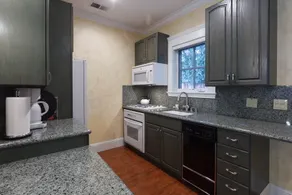 Private Guest House on family property - Image 5