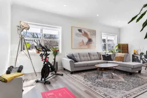 Entire 3 Bdrm home close to hospitals & downtown - Image 5