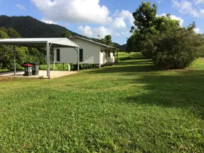 Mission Beach Farmstay - Image 5