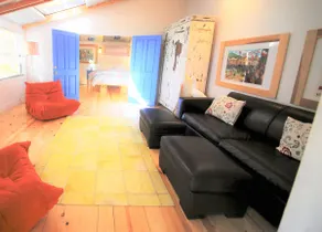 Super, Super Cute Guesthouse in West Petaluma - Image 4
