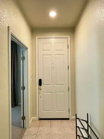 Suite-like Private Room & Bathroom - Image 2