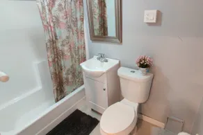 Mt. Helix Garden Guesthouse. - Image 4