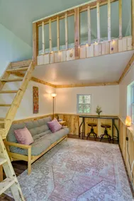 Wood Rose Cabin - Image 2