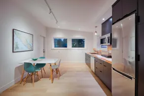Luxury Apartment - Image 3