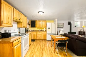 Bo’s Old West Abode with Hot Tub and Sauna - Image 3
