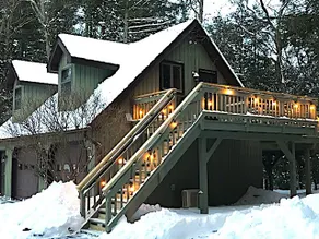 Tree-House Apartment in the Catskill Mountains - Image 2