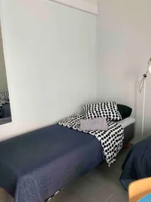 Loft-style guest house with parking space - Image 2