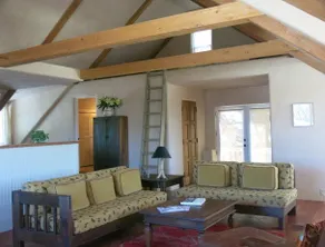 Light Airy Spacious Retreat Between Santa Fe Taos - Image 3