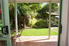 Popular Garden Studio at ASURE Admirals View Motel - Image 4