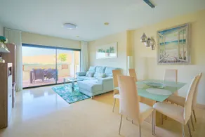 SPACIOUS LUXURY APARTMENT WITH SWIMMING POOLS, SPA AND GYM ON COSTA DEL SOL - Image 3