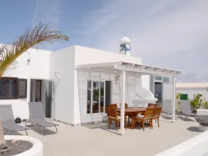 Villa Tranquilidad with amazing private terrace and heated pool - Image 3