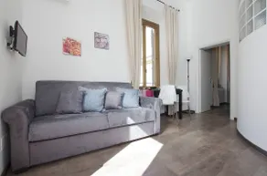 Testaccio Roma Style Apartment - Image 2