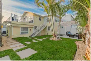 Lovely 1 bedroom with partial water view - Image 3
