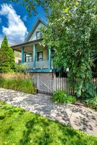 Mitra Guest House - Image 2