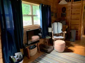 Wahoo Cabin - Table Rock, Jones Gap, Caesar’s Head, Pretty Place Chapel  - Image 4