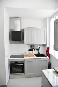 Elegantis Gracchi Apartment - Your Chic Retreat in Central Rome - Vatican Area - Image 4