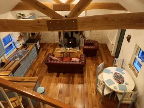 Mary's Bespoke Cottage - Image 2