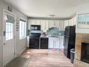 Modern Cottage with Beach Access to Lake Huron - Image 2