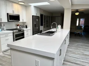 Stunning Heated Pool Home in Old Litchfield Park - Image 5