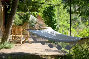 Garden facing apartment in the Assisi countryside - Image 4