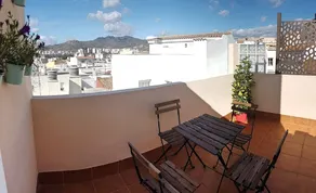 Apartment with terrace in downtown Malaga, Families Only - Image 5