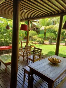 BUNGALOW, PARADISE BY THE SEA. (FOOT IN THE SAND) - Image 4