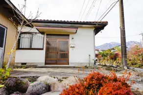 Walk to Nikko | Renovated House | Parking - Image 5