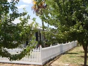 Two cedars accommodation / Spring Vale House - Image 2