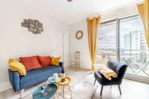 3 bedrooms • Parking • Balcony | Near Bordeaux - Image 3