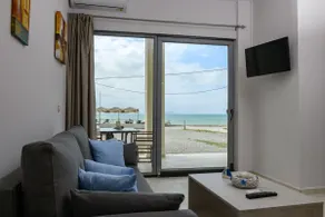 Coral Sea Apartment - Image 5