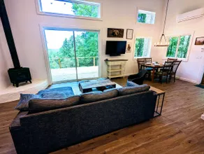 Secluded Mtn. Escape on US Forest w/HotTub + View - Image 3