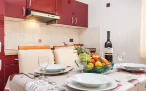 Denis 1 - apartment in a quiet location - Image 5