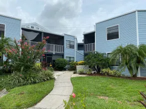 Beautiful 2BR/2BA Golf Retreat: Disney & Universal - Image 2