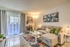 Near Convention Center/Casino Drive/2 Bedroom Apartment/Free Parking/High Speed Wi-Fi/Pool & Gym - Image 2