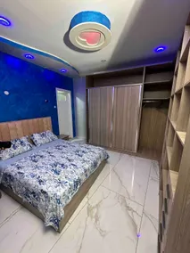 Luxury apartment in the city center - Image 5