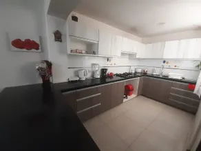 Large 2-story apartment in Victor Largo, close to beaches - Image 3