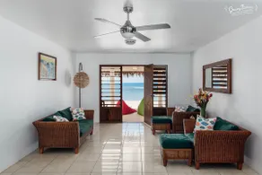 Large Beachfront 3 Bedroom Villa - Image 2