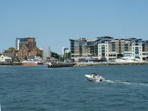 Quayside Close Holiday Apartments - Image 4