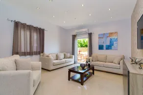 Mantarini House - Image 5