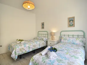 Apt del Conde Old town - Image 3