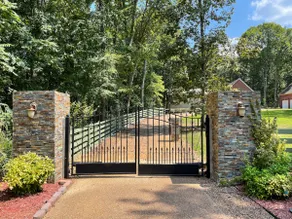 Peaceful, country setting, 35 mins from Nashville - Image 5
